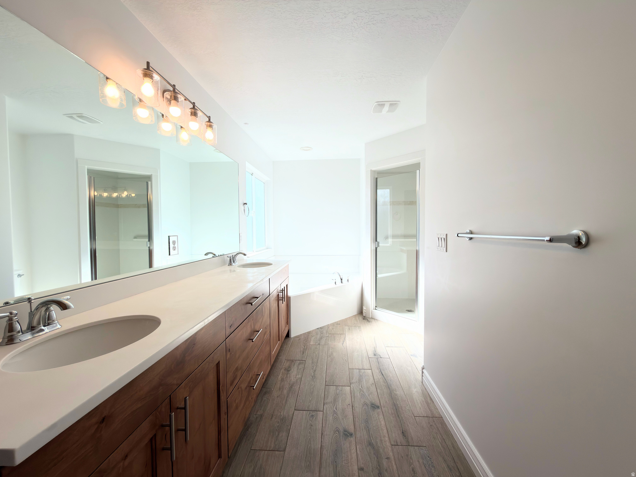 COTTAGES AT KAYSCREEK - Residential