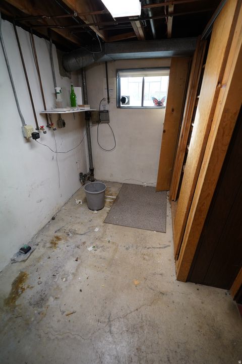 Tiny photo for 415 JACKSON AVE, Ogden, UT 84404 (MLS # 2140647)