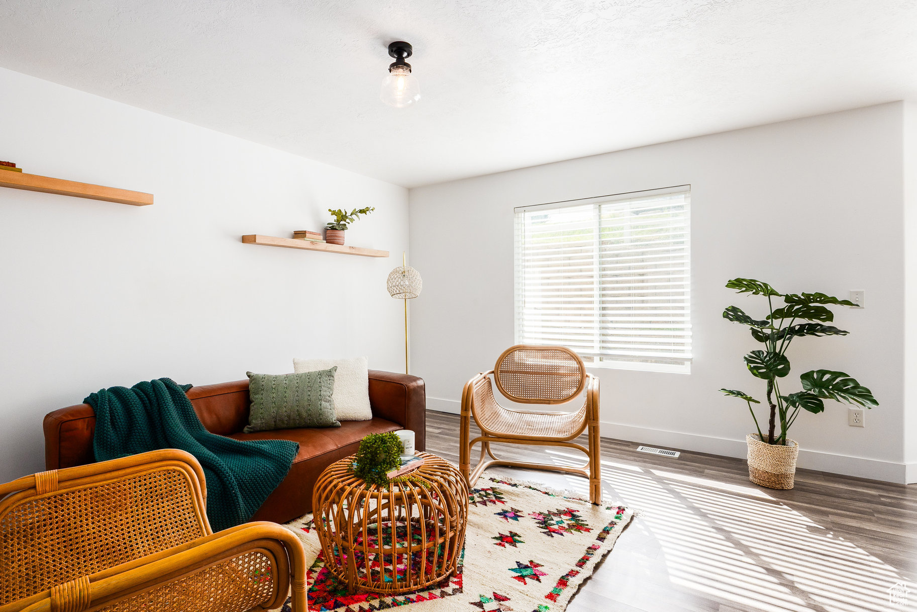 BRAEMAR - Residential