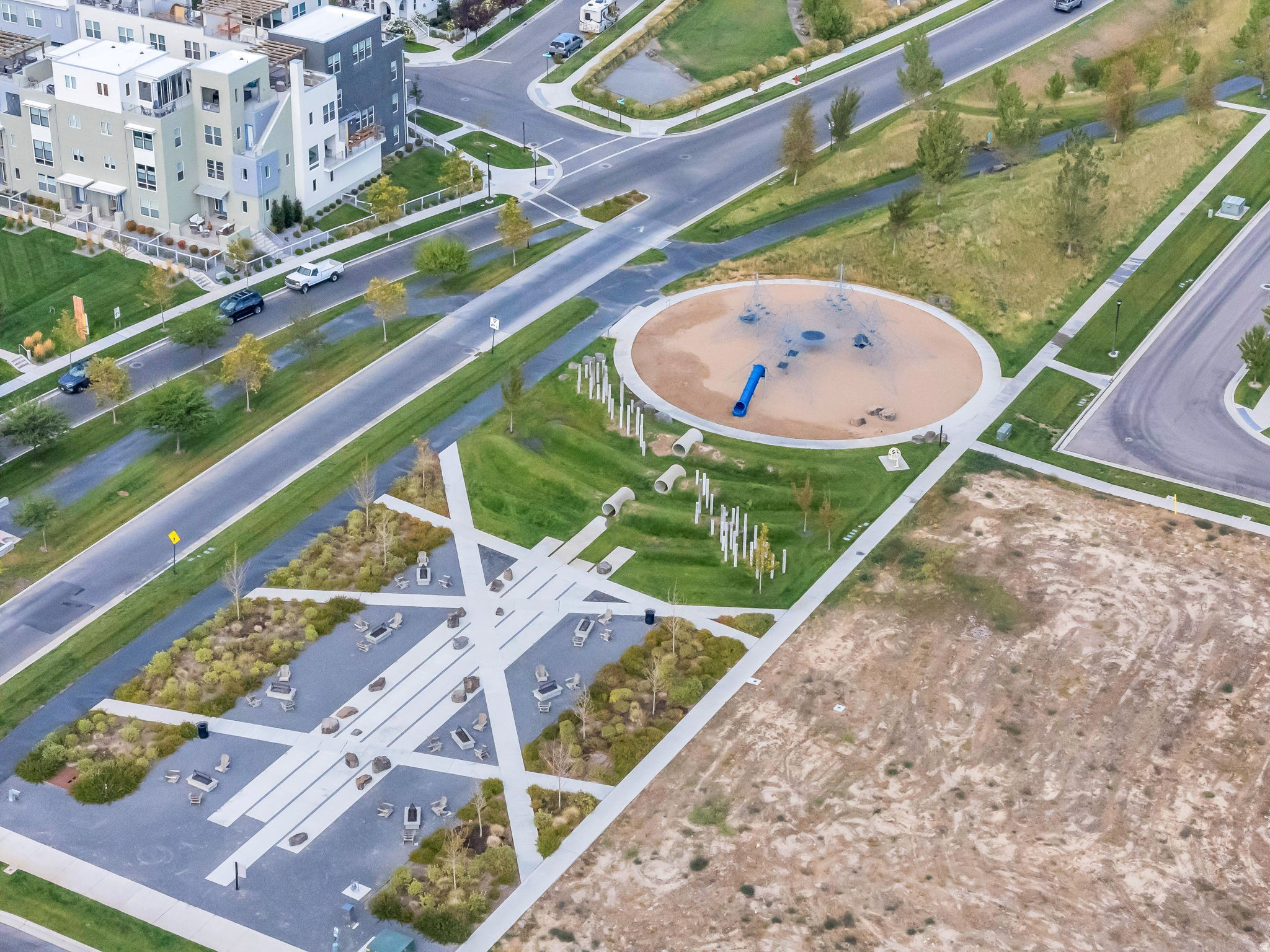 DAYBREAK - Residential