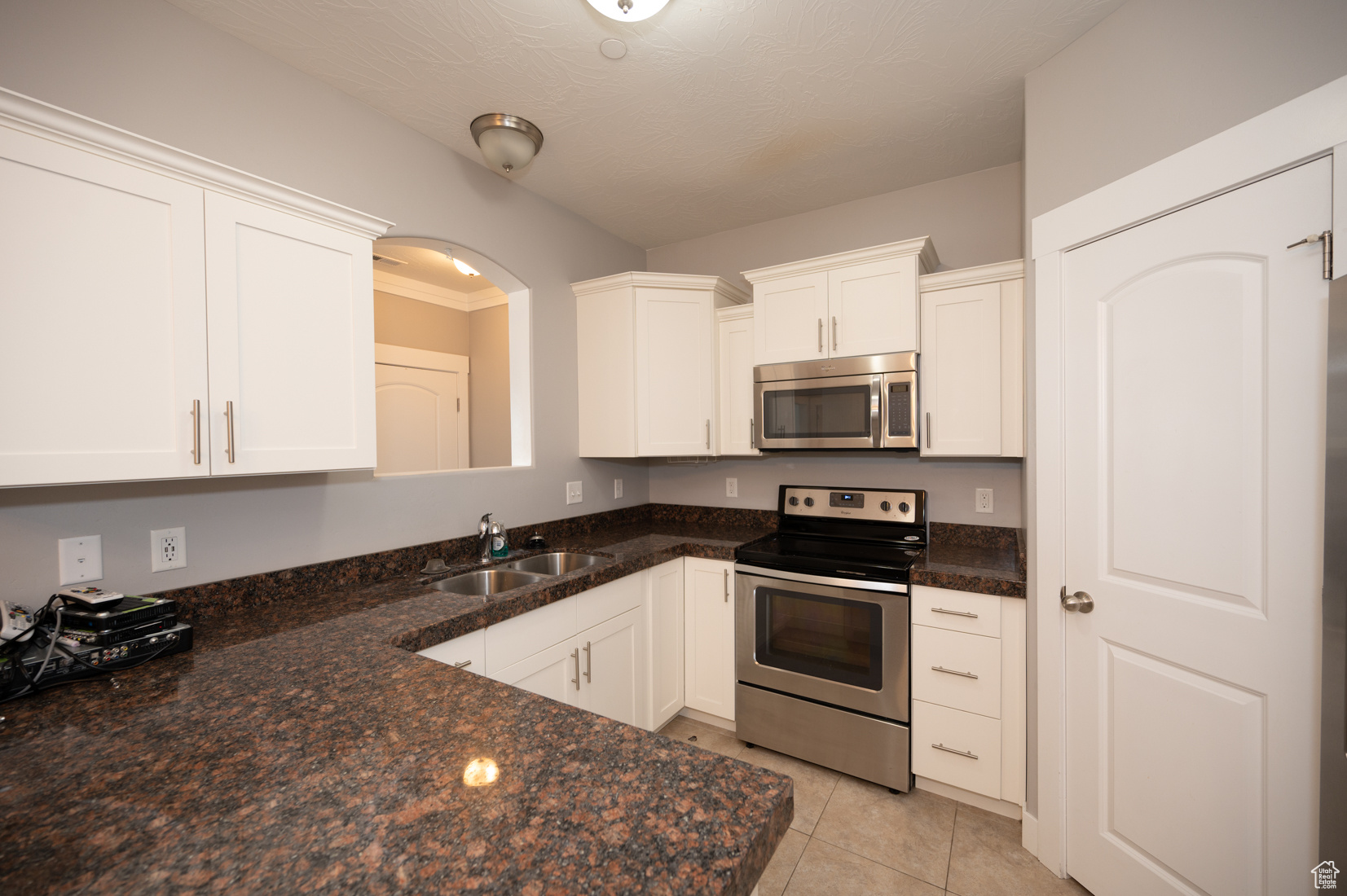 HILLCREST CONDOS - Residential Lease
