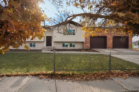 Photo of 789 W 1950 N, West Bountiful, UT 84087 (MLS # 2123363)