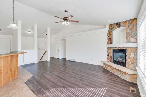 Tiny photo for 3462 E HEYWARD CT, Eagle Mountain, UT 84005 (MLS # 2118313)