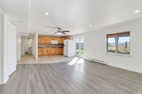 Tiny photo for 3462 E HEYWARD CT, Eagle Mountain, UT 84005 (MLS # 2118313)