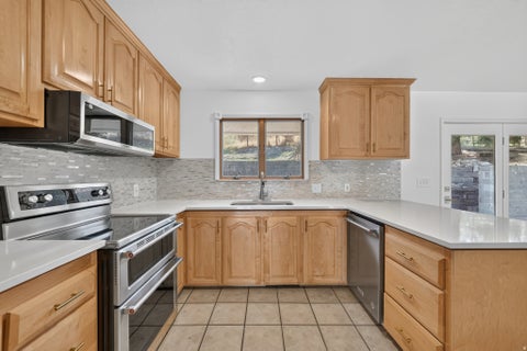 Tiny photo for 1560 E HILLS DR N, Bountiful, UT 84010 (MLS # 2178300)