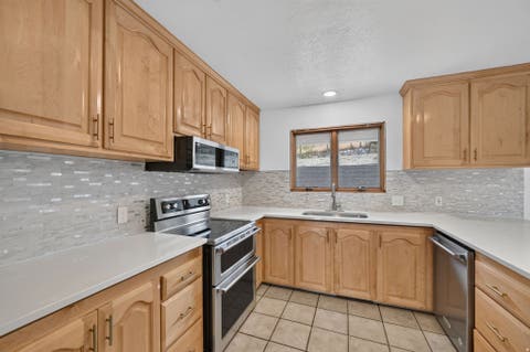 Tiny photo for 1560 E HILLS DR N, Bountiful, UT 84010 (MLS # 2178300)