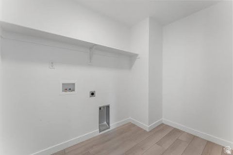 Tiny photo for 737 N PLAINSMAN DR, Spanish Fork, UT 84660 (MLS # 2125676)