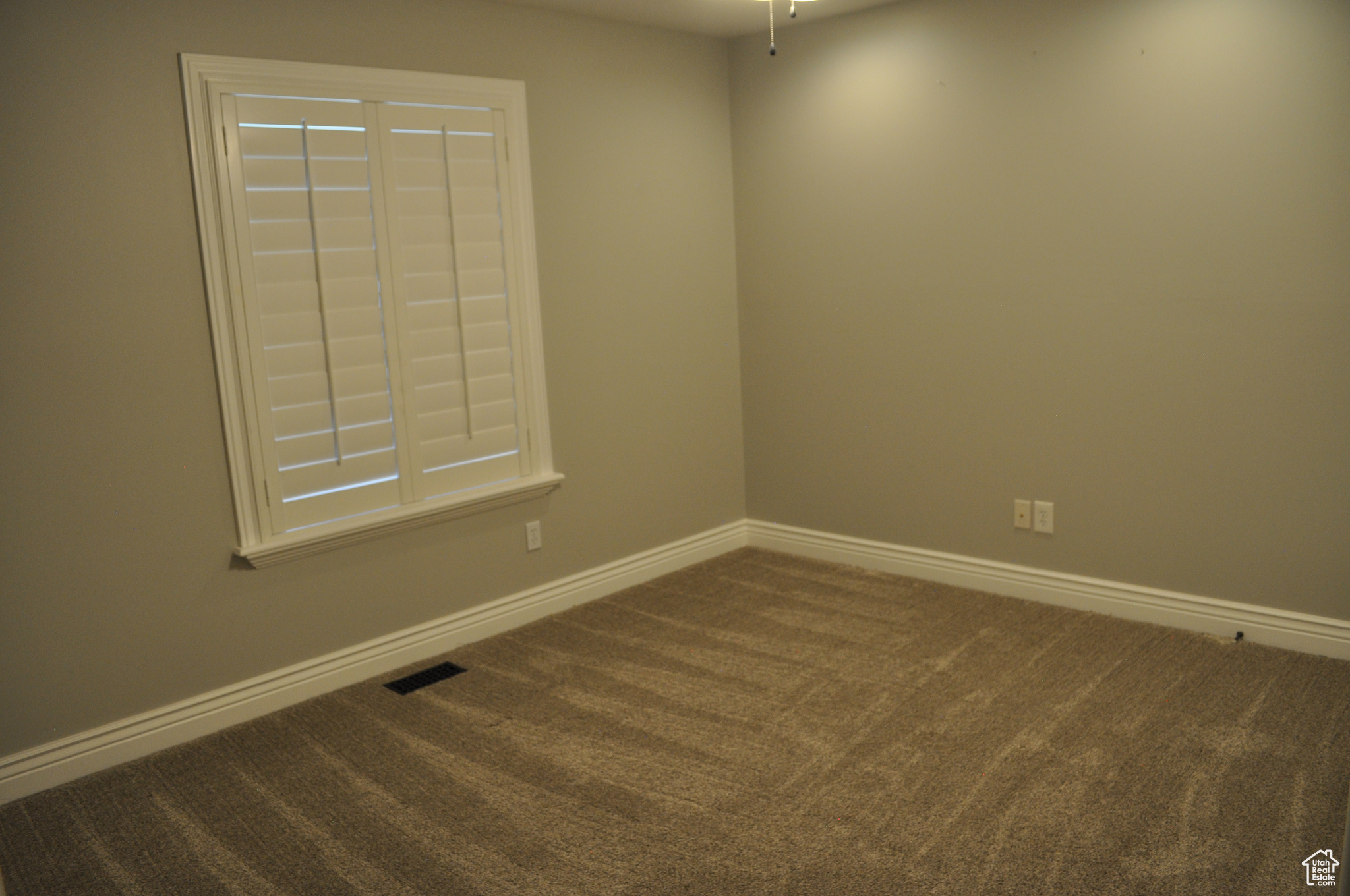 TEMPLE SHADOWS - Residential