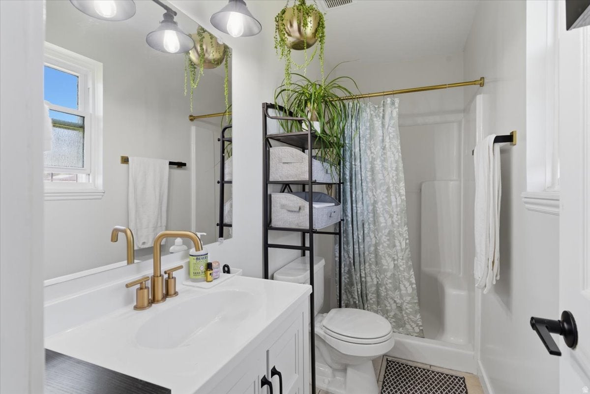 FARM MEADOWS SUBDIVISION PLAT A - Residential