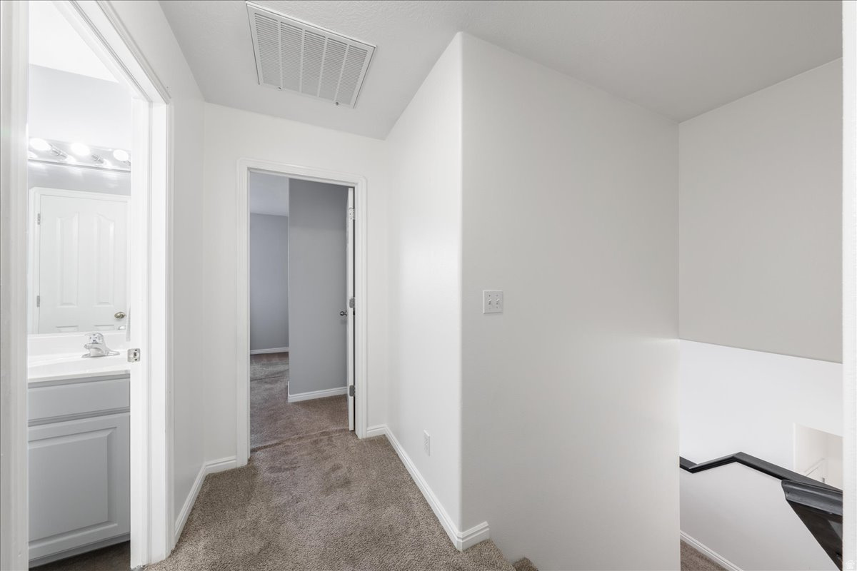 SUNRISE RIDGE 3 - Residential