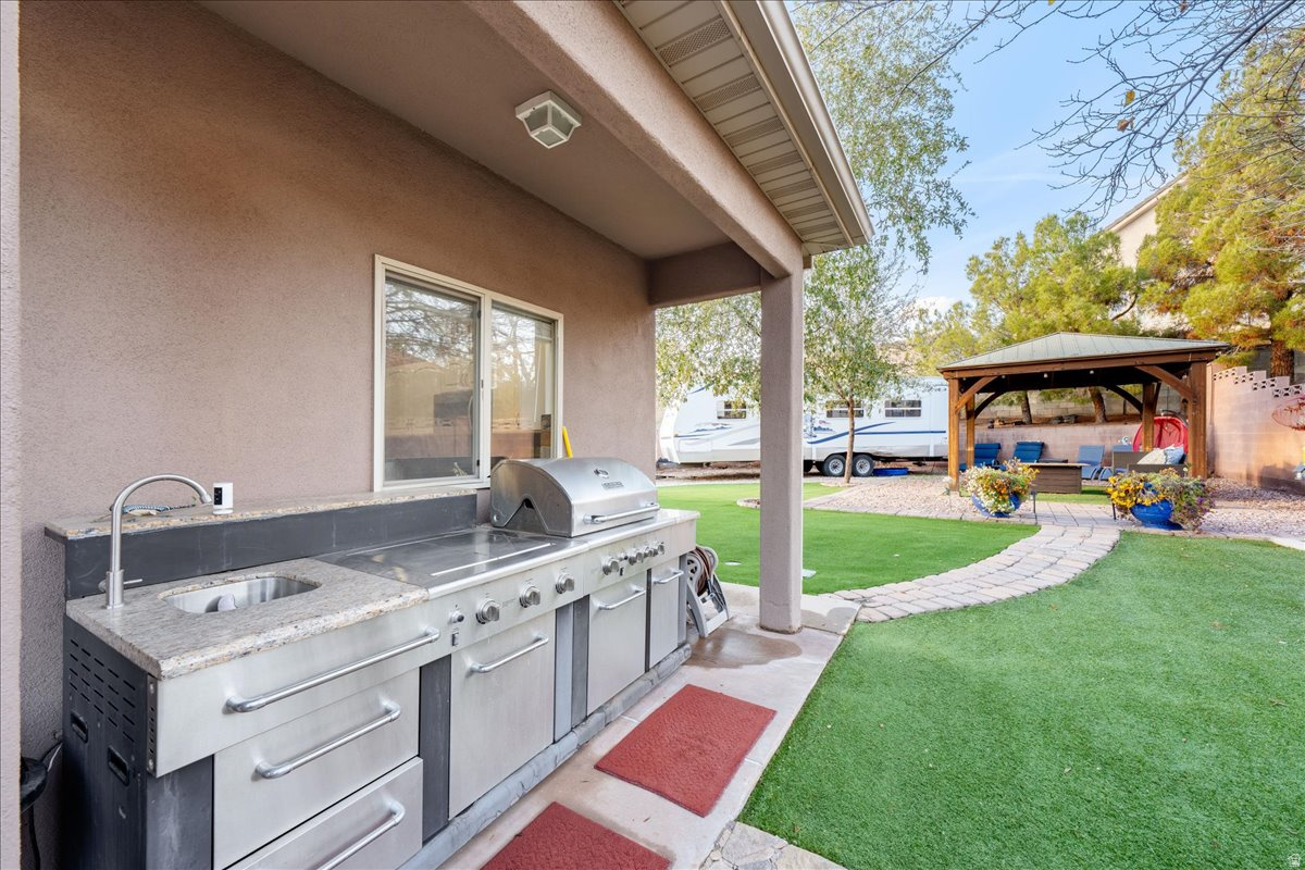 SUNRISE RIDGE 3 - Residential