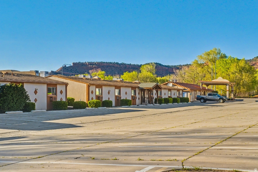 KANAB - Commercial Sale