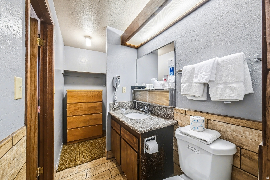 KANAB - Commercial Sale