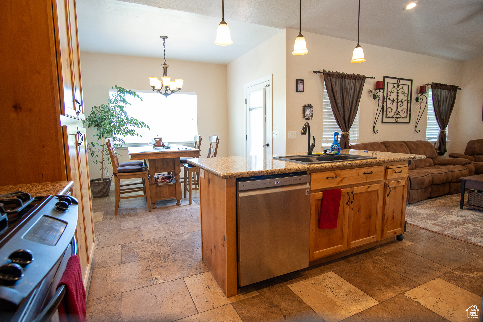 159 S 400, Annabella, Utah image 11