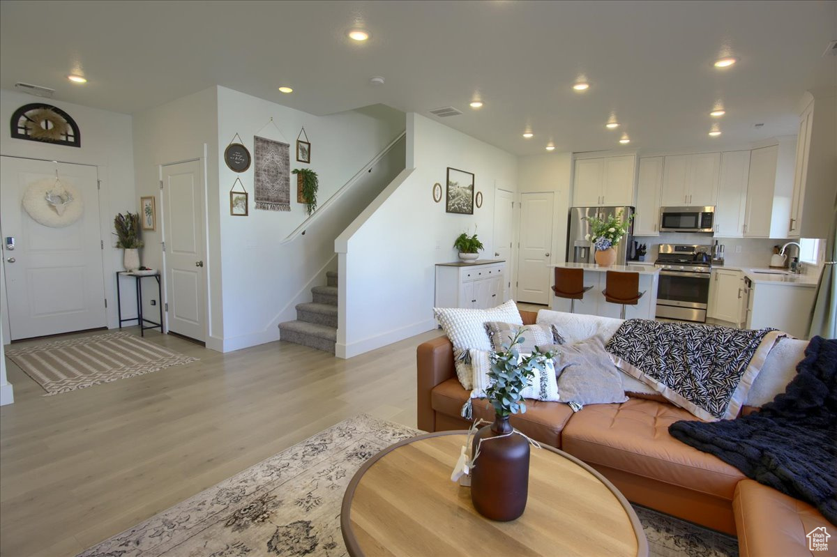 STILLCREEK - Residential