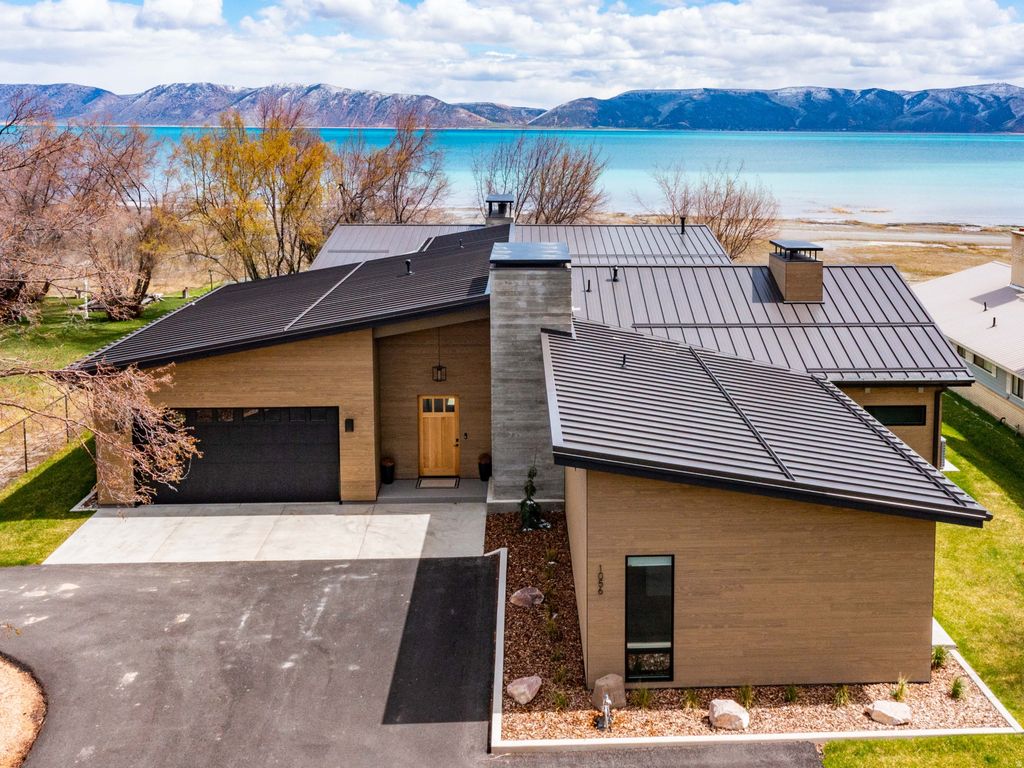 Photo of 1056 S BEAR LAKE BLVD, Garden City, UT 84028 (MLS # 2153860)