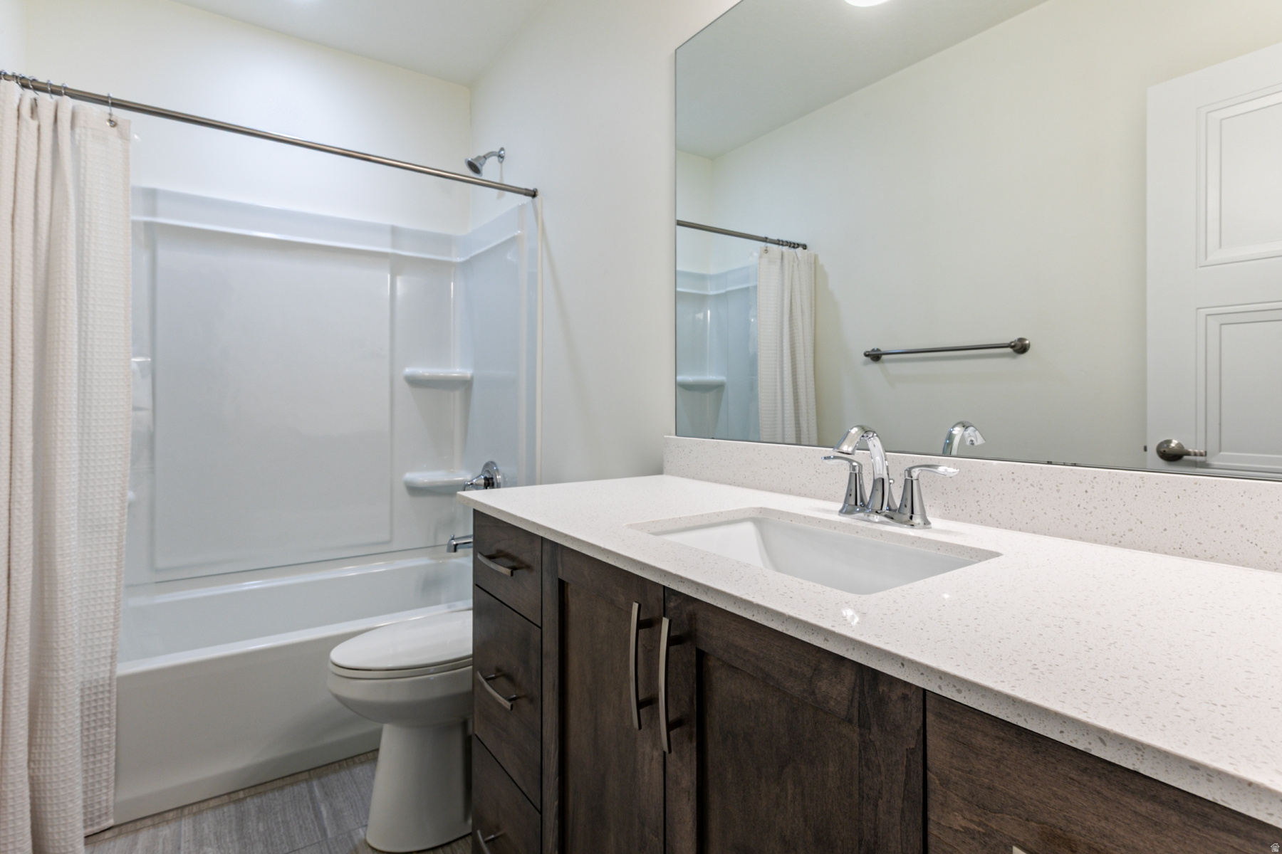 WEYBURN POINTE - Residential