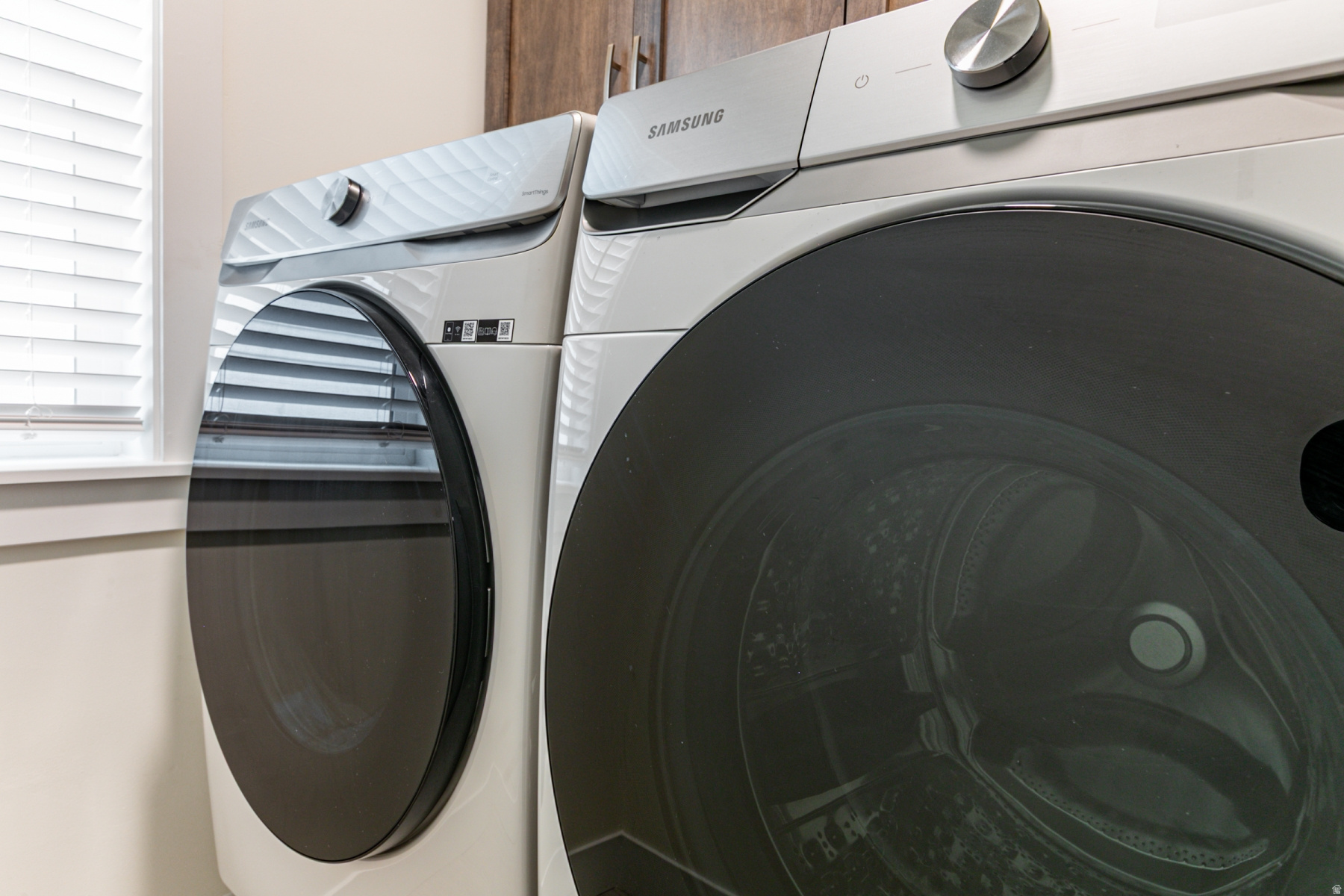 WEYBURN POINTE - Residential