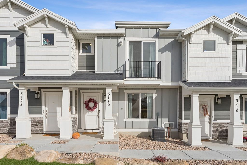Photo for 3716 W ORINDA DR N #1573, Lehi, UT 84043 (MLS # 2119885)