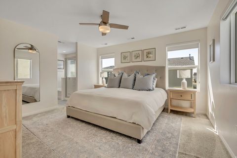 Tiny photo for 2115 W 3330 S, Syracuse, UT 84075 (MLS # 2140429)