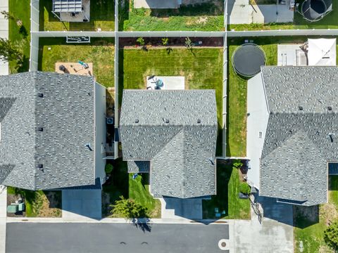 Tiny photo for 2115 W 3330 S, Syracuse, UT 84075 (MLS # 2140429)