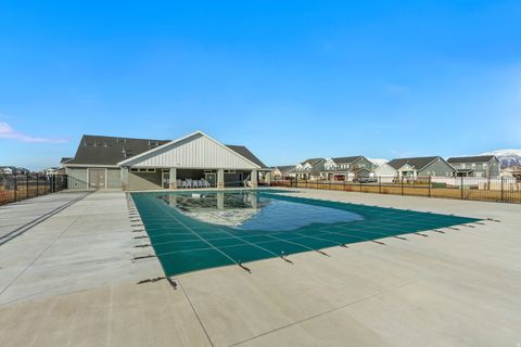 Tiny photo for 2115 W 3330 S, Syracuse, UT 84075 (MLS # 2140429)