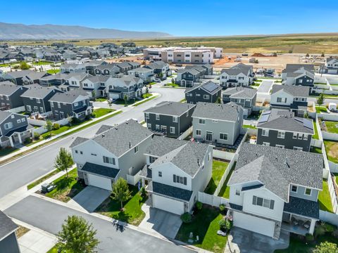 Tiny photo for 2115 W 3330 S, Syracuse, UT 84075 (MLS # 2140429)