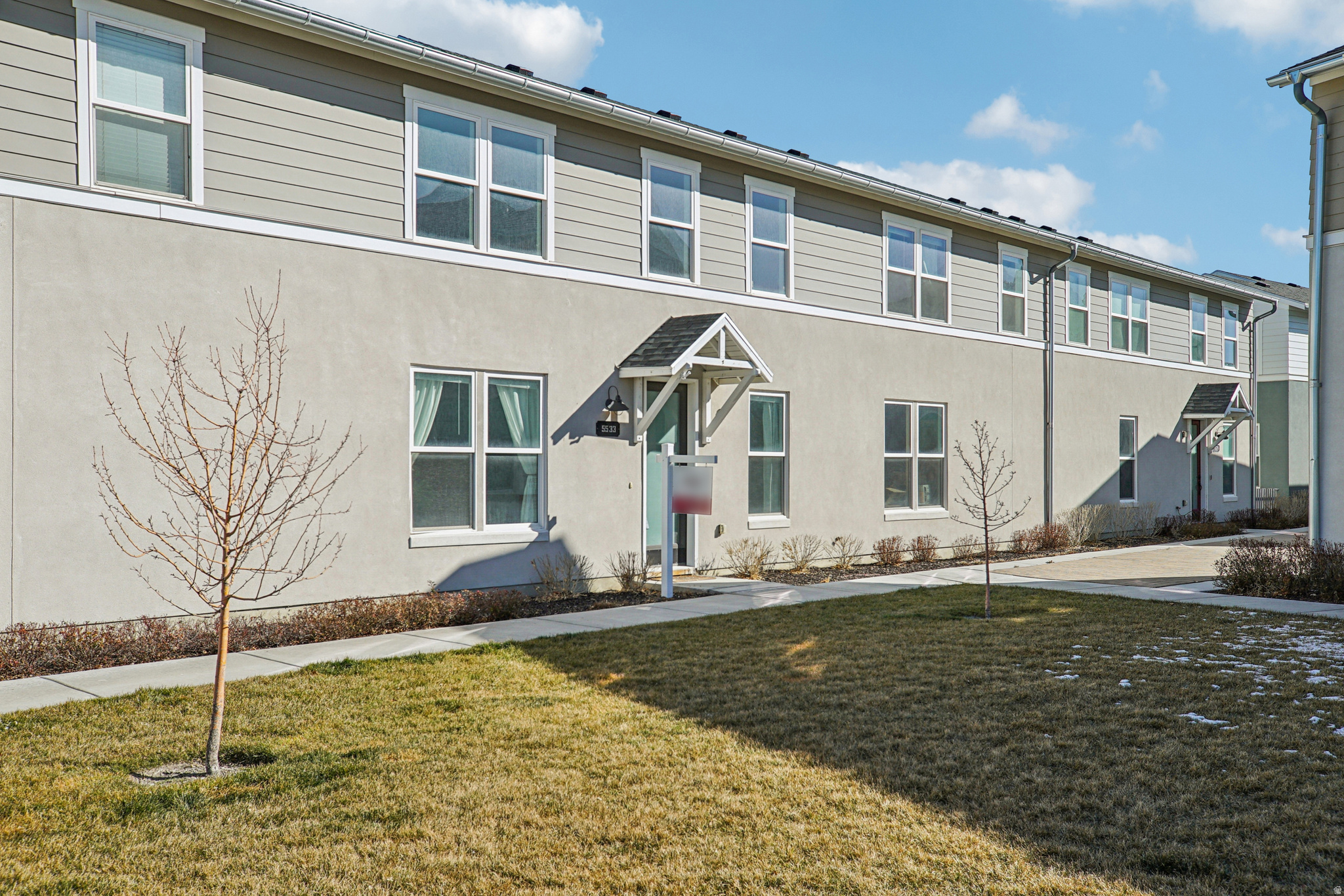 DAYBREAK - Residential