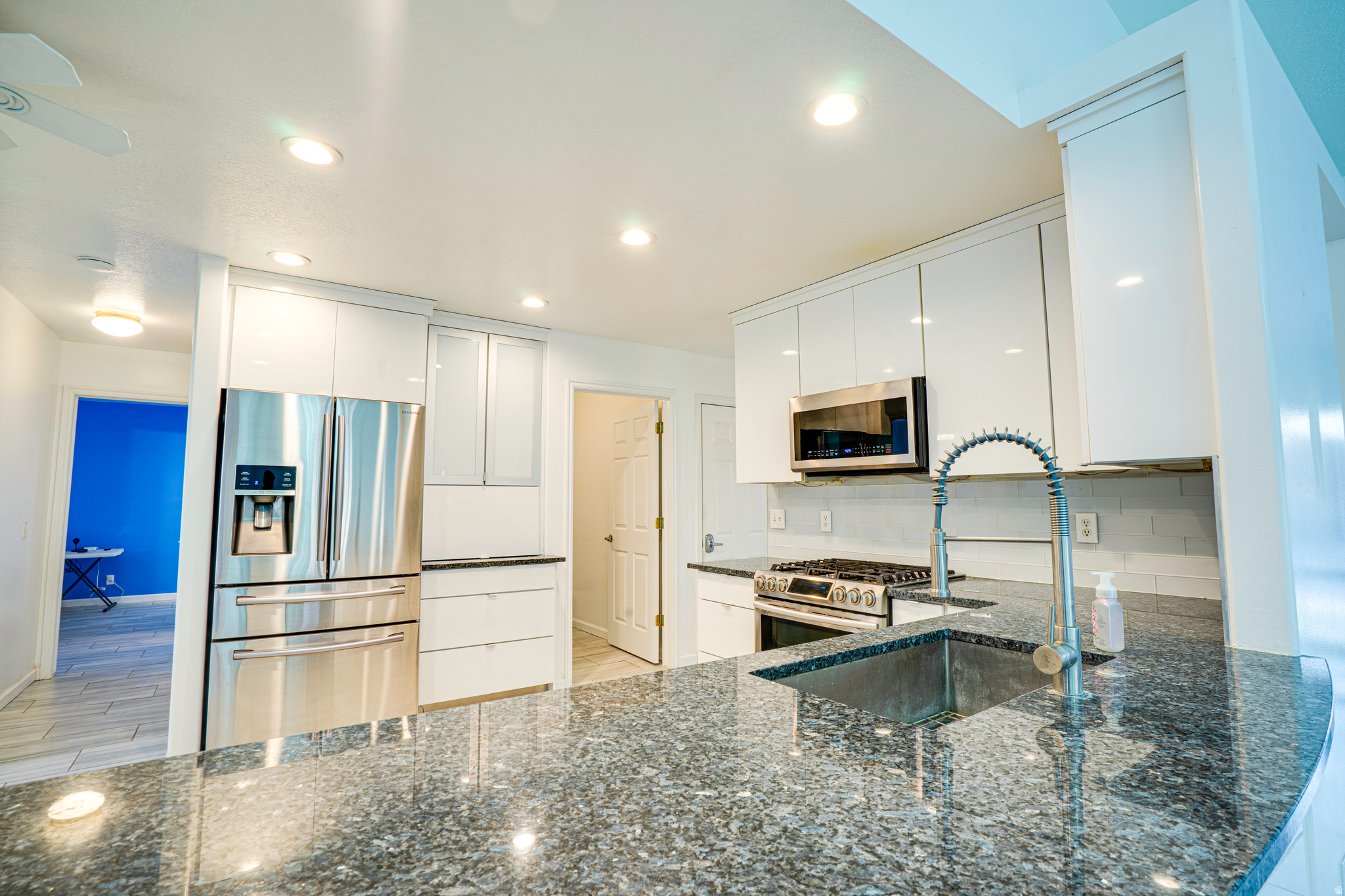 MOUNTAIN RIDGE #140 - Residential