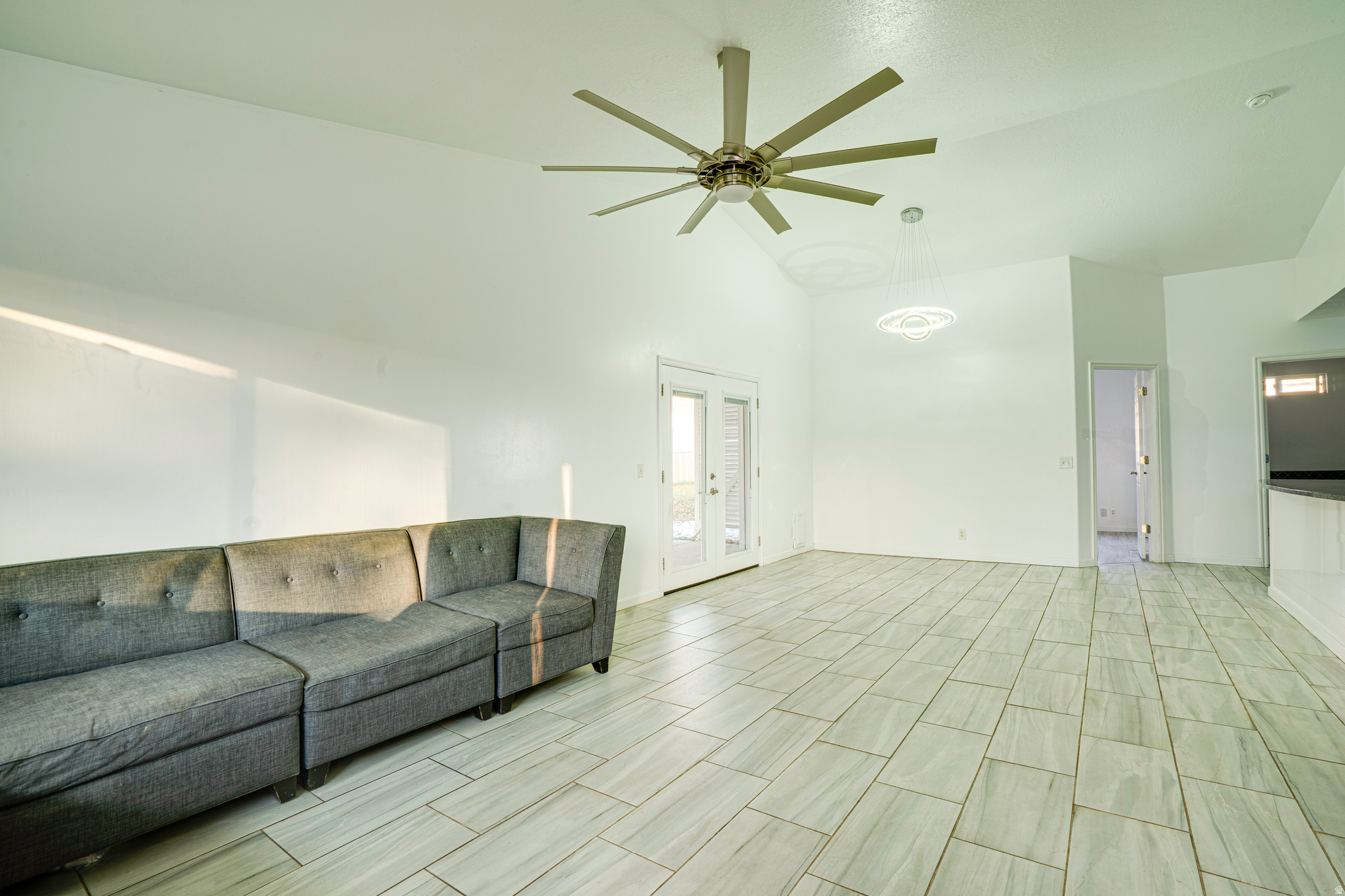 MOUNTAIN RIDGE #140 - Residential