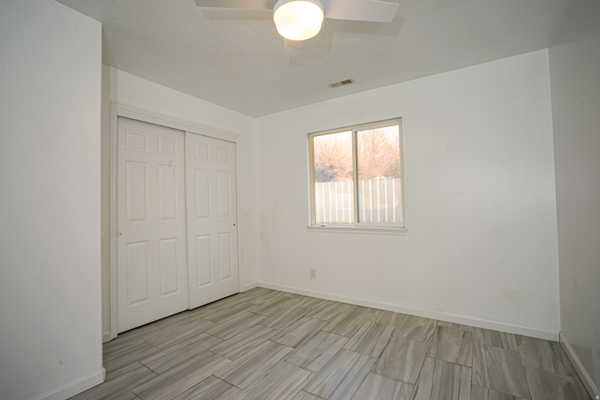 MOUNTAIN RIDGE #140 - Residential