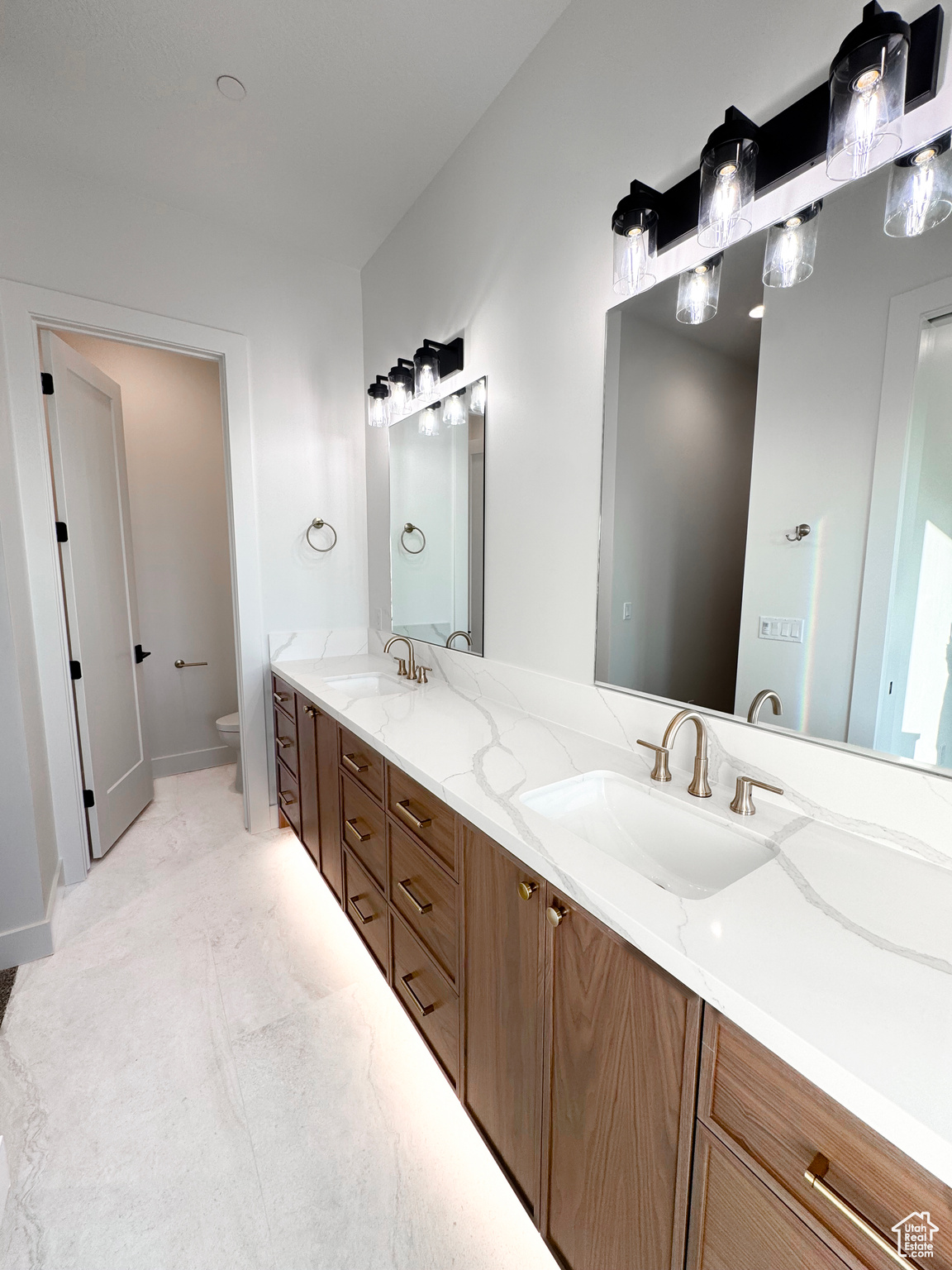 TIMBER LAKES - Residential