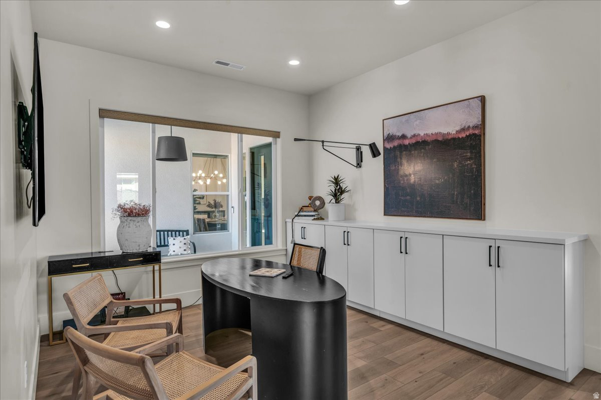 SHOOTING STAR PH 3 - Residential