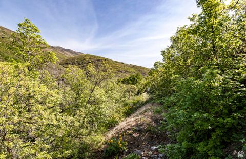 Tiny photo for 3922 E COVE RD #4, Salt Lake City, UT 84108 (MLS # 2087938)