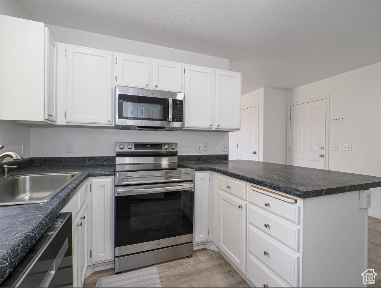 PARK MEADOWS SUBDIVISION - Residential