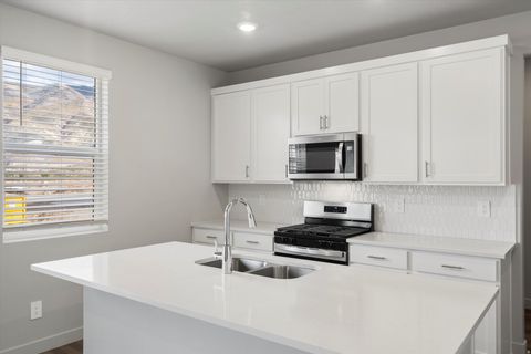 Tiny photo for 152 E 840 N #16, Santaquin, UT 84655 (MLS # 2128077)