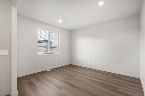 Tiny photo for 152 E 840 N #16, Santaquin, UT 84655 (MLS # 2128077)