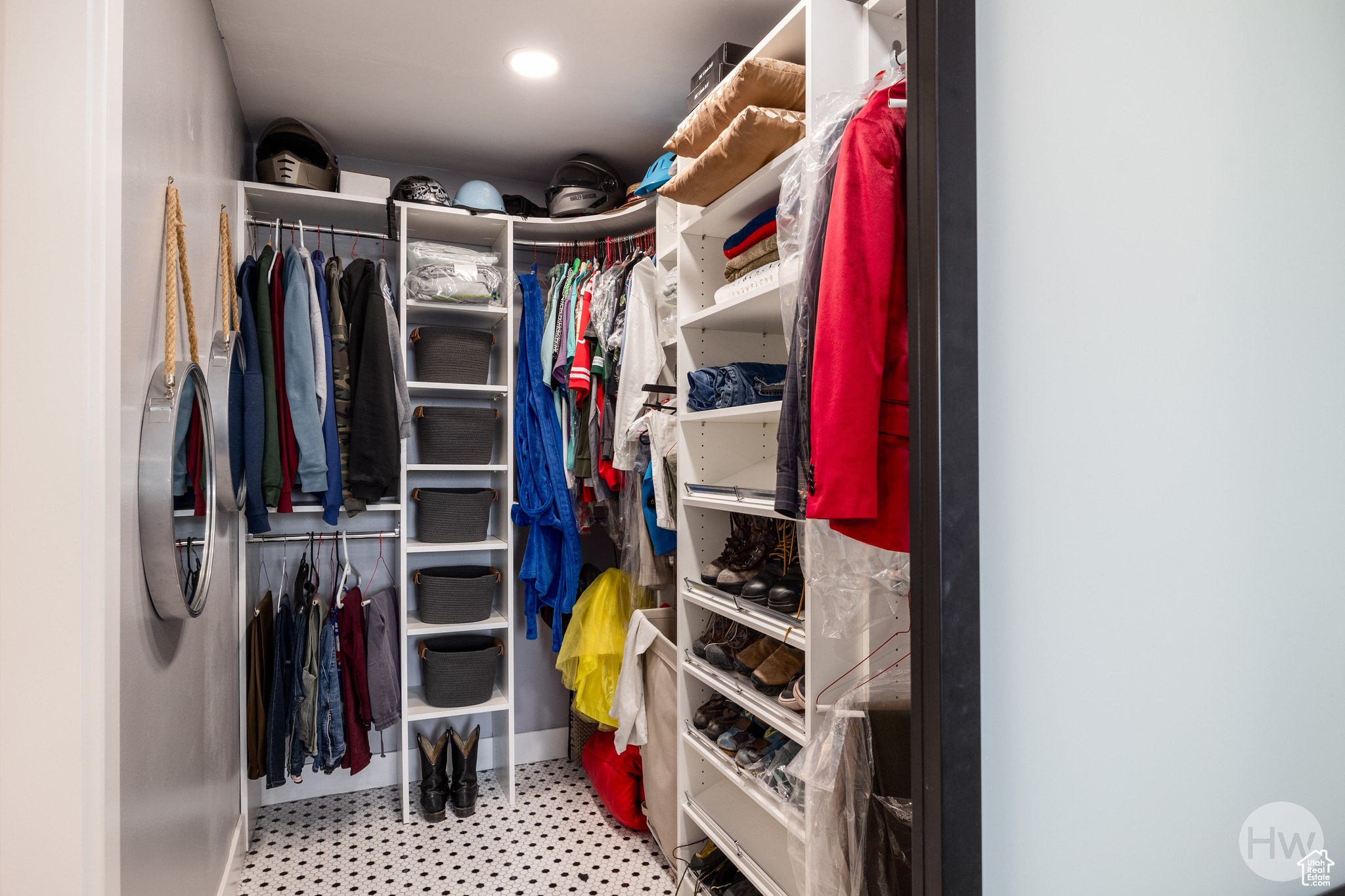 BONNEVILLE TOWER - Residential