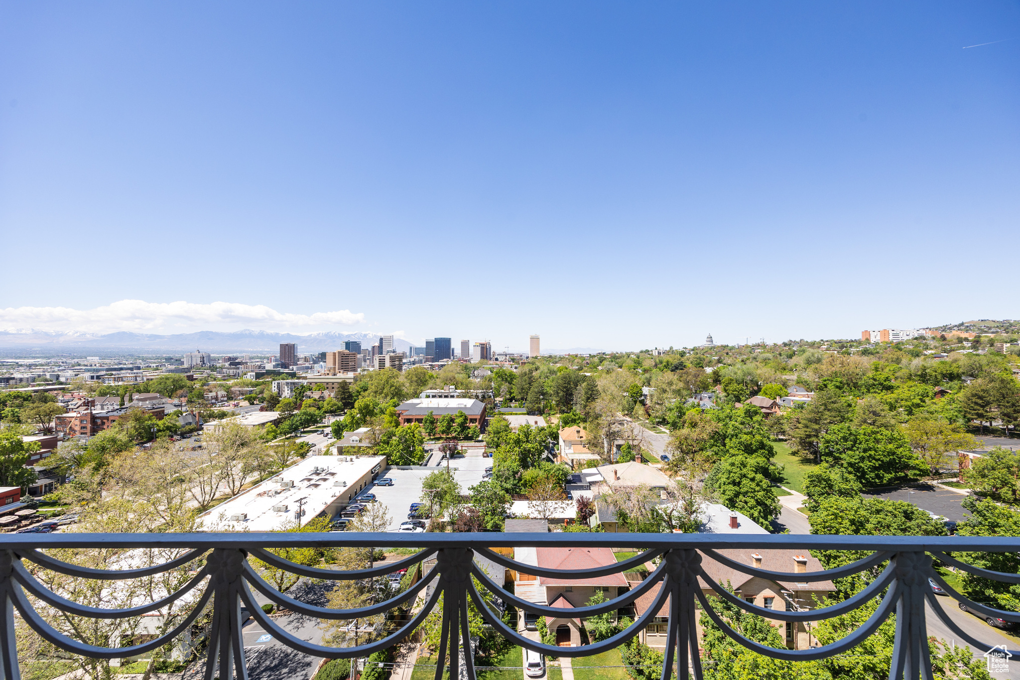 BONNEVILLE TOWER - Residential