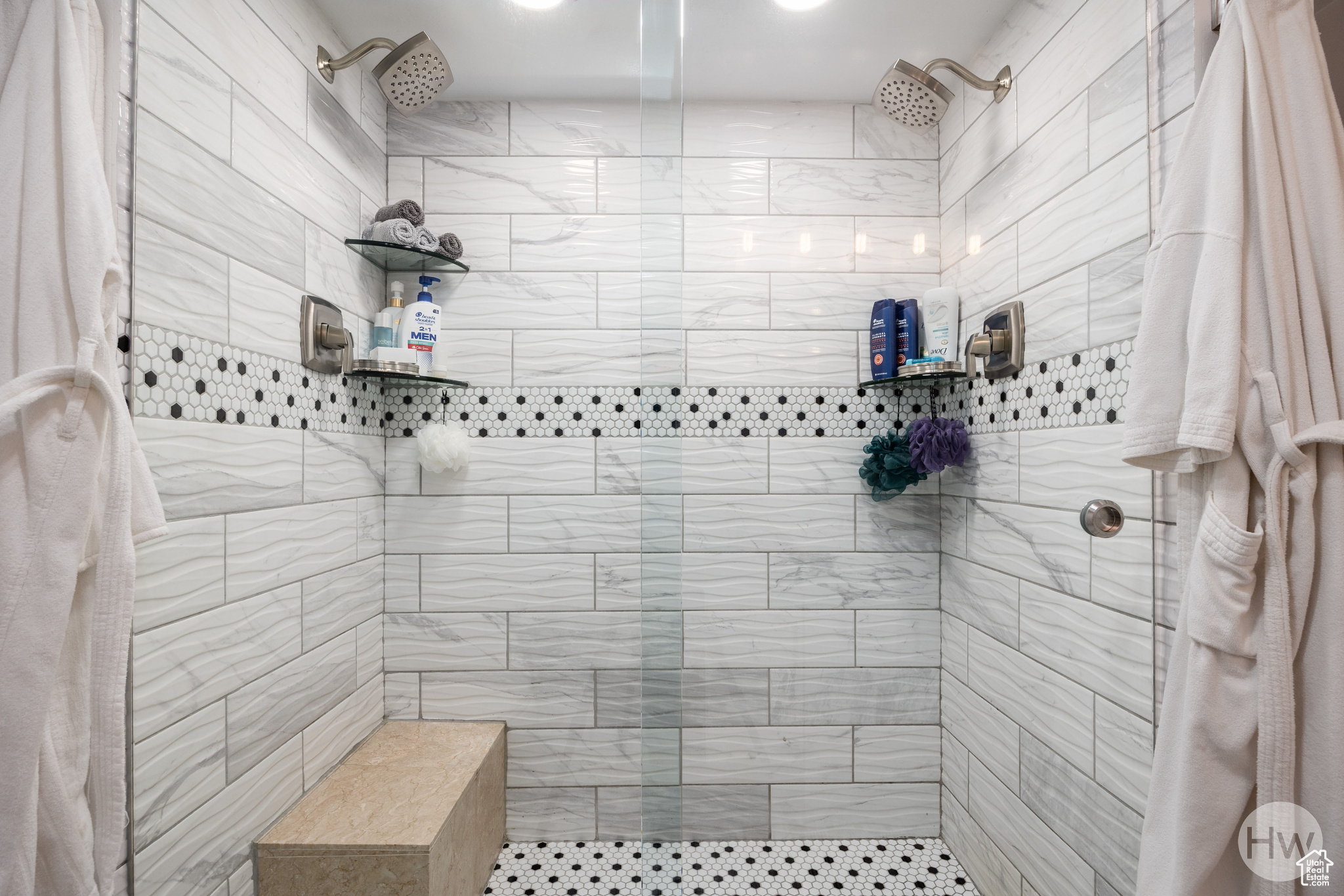 BONNEVILLE TOWER - Residential