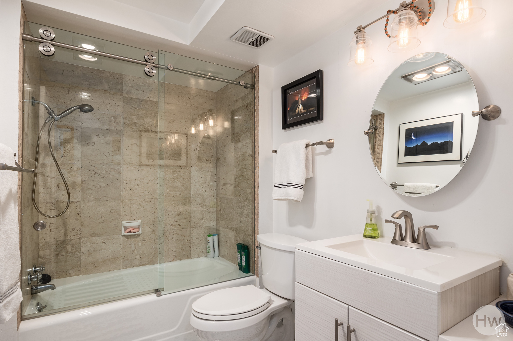 BONNEVILLE TOWER - Residential