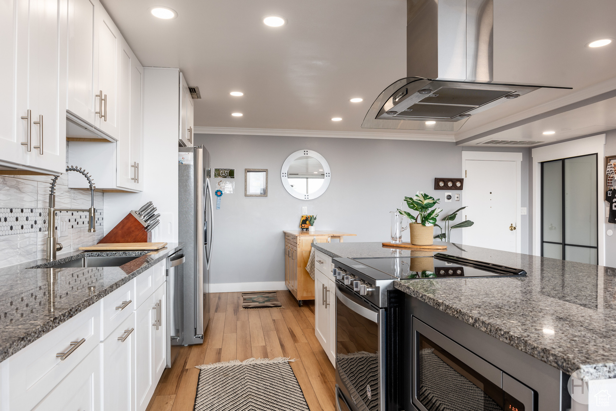 BONNEVILLE TOWER - Residential