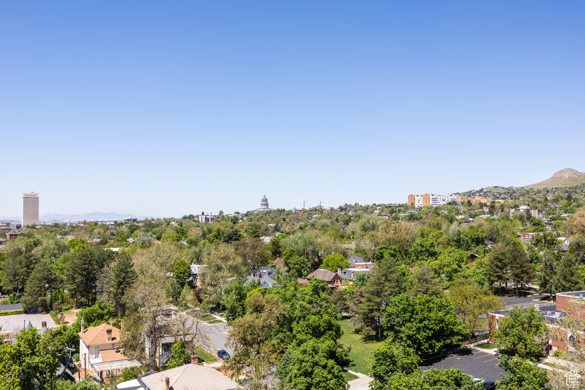 BONNEVILLE TOWER - Residential