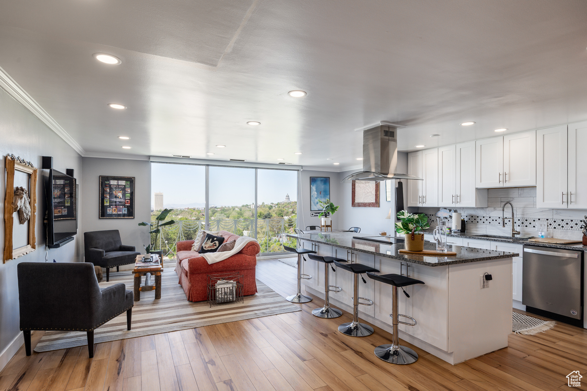 BONNEVILLE TOWER - Residential