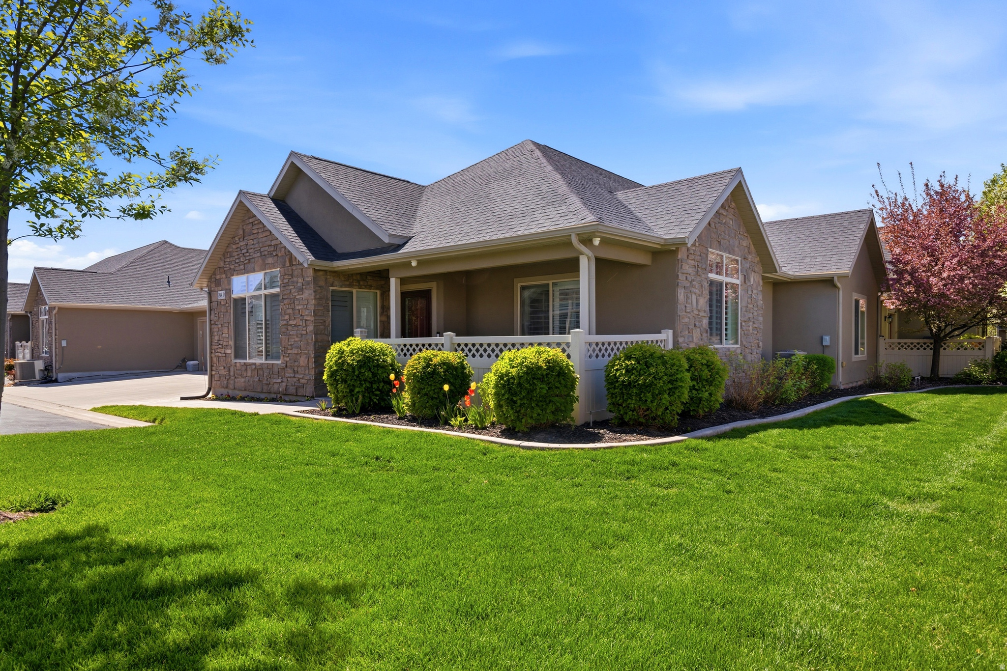 SUNSET PARK VILLAS - Residential