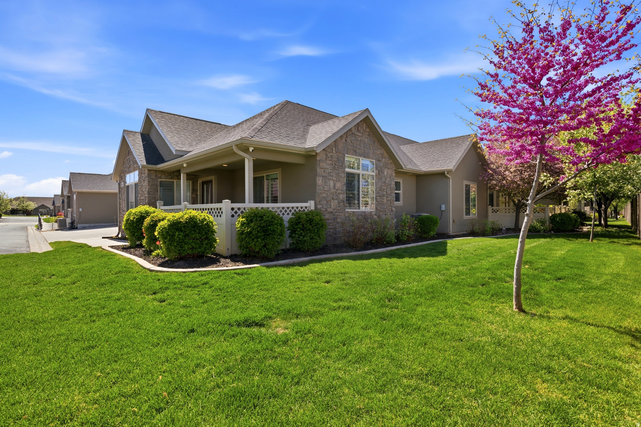 SUNSET PARK VILLAS - Residential