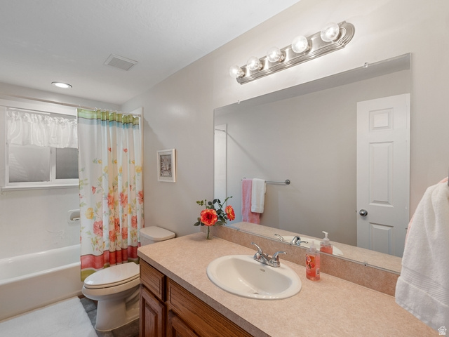 RIVER GLEN - Residential