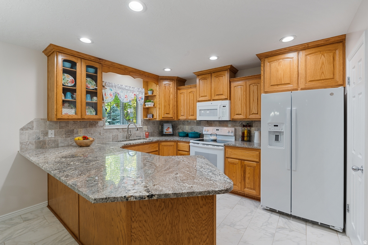 RIVER GLEN - Residential