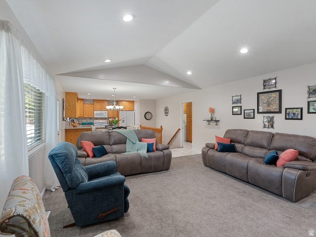 RIVER GLEN - Residential