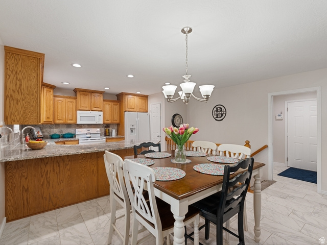 RIVER GLEN - Residential